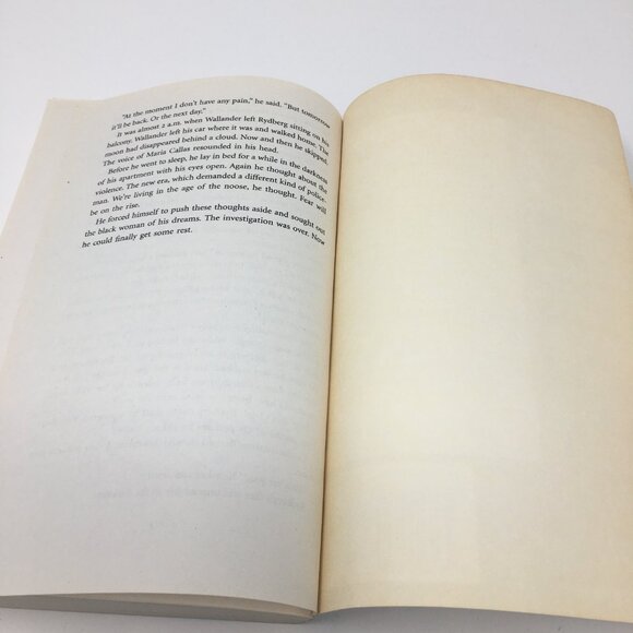 Faceless Killers by Henning Mankell Softbound Paperback Book - Picture 9 of 12